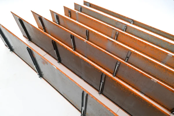 Metwall Formflow Weathering Corten Steel Garden Edging Kit for Garden Beds and Paths Full Range Rear Sold in Burleigh Heads Gold Coast Region
